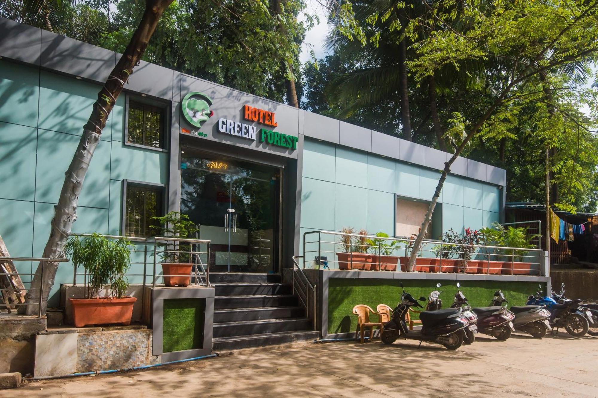 Hotel O Greenforest Near Airport Road Metro Station Bombay Extérieur photo